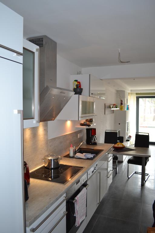 Apartment Mit Meeresblick بينز الغرفة الصورة